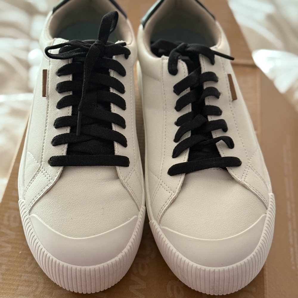 Dr. Scholl's Women’s Time Off Sneaker